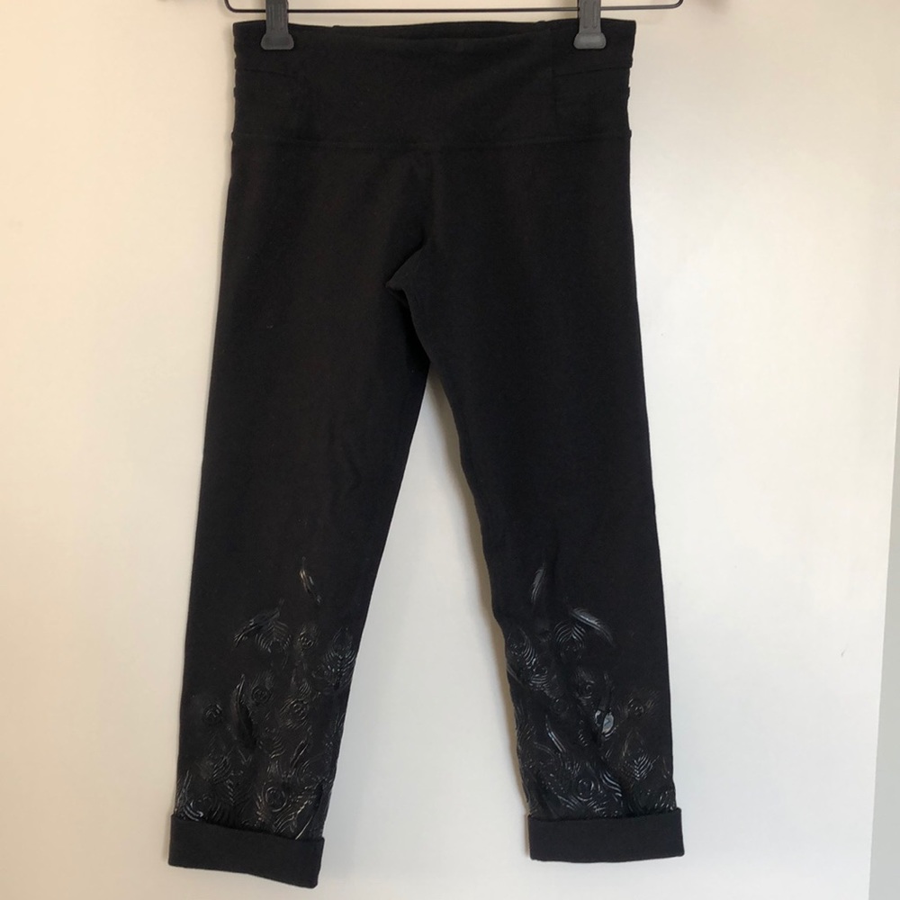 Lululemon capris yoga pants Size 4